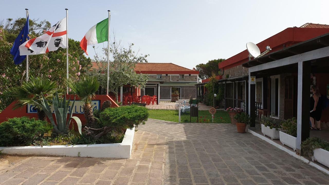 Hotel Mezzaluna Carloforte  Ngoại thất bức ảnh