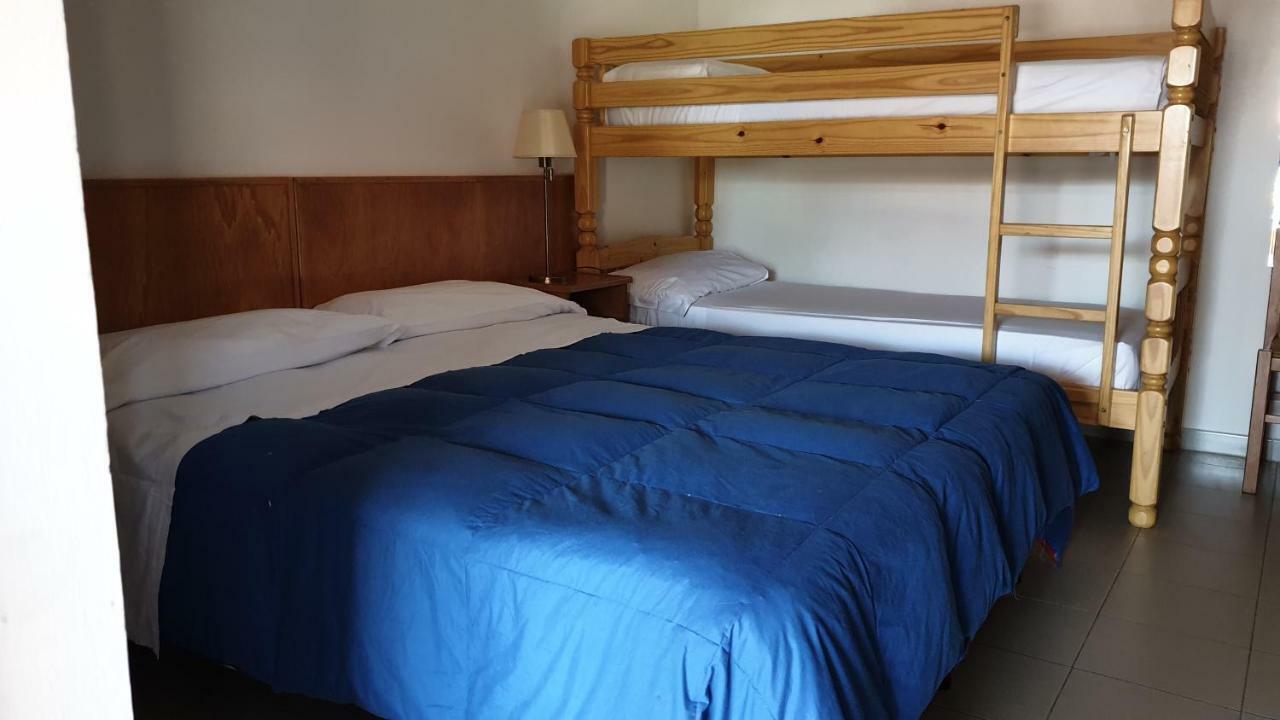 Hotel Mezzaluna Carloforte  Ngoại thất bức ảnh